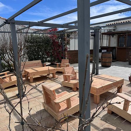 Le Concept Hotel Les Portes-en-Re Exterior foto